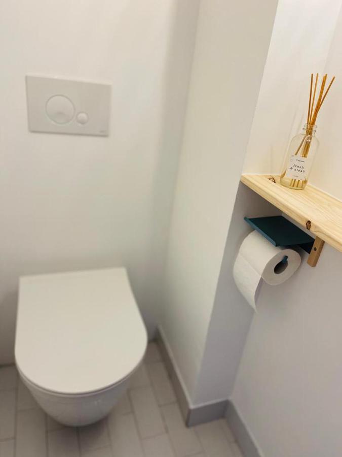 Flore Apartment *